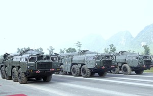 Tên lửa đất đối đất R-17E của QĐND Việt Nam sẽ tham gia diễu binh 2/9: Tốc độ 4.940 km/h, tầm bắn 300km