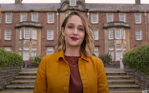 Xem phim Sex Education tôi mới ngộ ra vì sao cháu bé nhà hàng xóm xinh gái, học giỏi nhưng lúc nào cũng ủ rũ!