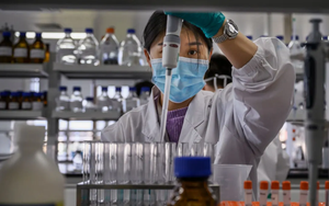 Trung Quốc nắm trong tay thứ có thể "thay đổi sự sống", các ông lớn mang cả tỷ đô đến xếp hàng xin hợp tác