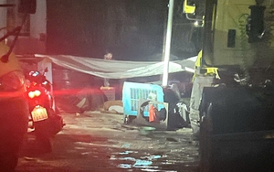 Điều tra vụ người đàn ông 42 tuổi tử vong trong bãi xe ở TP HCM