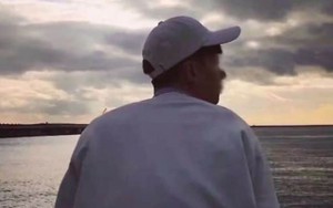 Nam sinh viên 2003 gọi điện về nhà nhờ hỗ trợ 460 triệu đồng nộp lệ phí du học, gia đình chuyển khoản xong liền báo công an