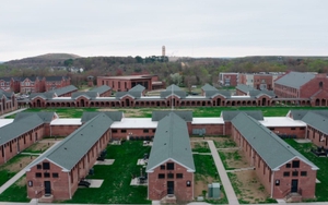 'Hô biến' nhà tù cũ thành khu chung cư sang chảnh