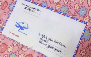 Xin tiền nộp "bảo hiểm thân thể", học sinh lớp 2 viết sai 1 từ khiến cô giáo đứng hình: Mở phong bì mà tim đập thình thịch