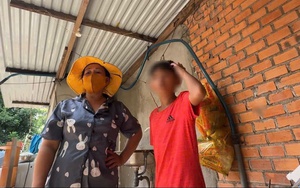 Bé trai hàng xóm kể lại việc cứu sống bạn trong thảm án 3 người chết ở Đắk Lắk