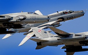 Thêm hàng loạt cường kích Su-22 được tăng cường cho chiến sự