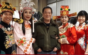 Cha đẻ 'Gặp nhau cuối tuần' hỏng một mắt vì công việc, U80 vẫn hết mình với nghề