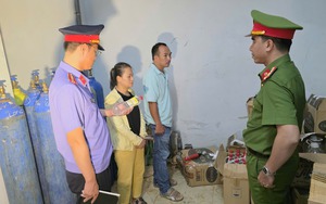 Triệt phá cơ sở sản xuất hàng nghìn lít giấm giả bằng axit và nước giếng: Tác hại khủng khiếp với sức khỏe