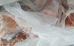 Thịt nên để trong ngăn đông tủ lạnh bao lâu? Lấy ra rã đông rồi lại cất vào nhiều lần có nên tiếp tục ăn?