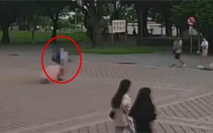 Phát hiện thi thể cụ bà 93 tuổi mất tích cả tháng: Camera thu được hình ảnh con dâu 40 tuổi kéo lê vali ra bờ sông