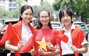 BTV Mùi Khánh Ly: "Tự hào có mẹ là cựu chiến binh"