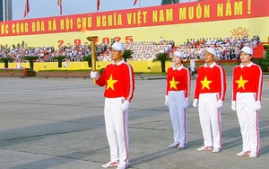 Võ sĩ quân hàm Đại úy thực hiện nghi thức mở màn diễu binh A80 là ai?