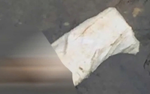 Điều tra vụ bé gái 8 tuổi tử vong, thi thể bị nhét trong bao tải