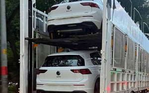 VW Golf lộ diện ở Việt Nam: Là bản giữa và bản tiêu chuẩn, giá khởi điểm chưa đến 800 triệu, có máy hybrid