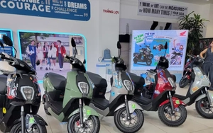 Khách Việt tăng mua xe máy điện