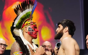 UFC 320: Magomed Ankalaev “dạy dỗ” Alex Pereira trước thềm trận tái đấu “được ban ơn”