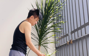 Ngoại hình nam nghệ sĩ thay Thành Lộc giữ chức Giám đốc Nghệ thuật, 50 tuổi vẫn độc thân, sống cùng mẹ