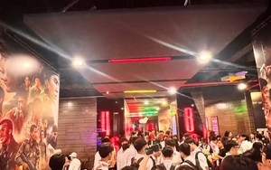 Suất chiếu cuối cùng của 'Mưa đỏ'