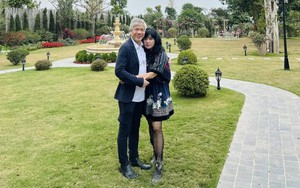 Chồng sắp cưới nhắn nhủ tới con riêng của nữ NSND 56 tuổi, nổi tiếng cả nước