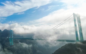 Cận cảnh cây cầu cao nhất thế giới, "chuẩn từng milimet” của Trung Quốc