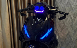 Người dùng khoe xe điện VinFast cá nhân hóa cực mạnh, dân mạng choáng: '1 đồng tiền xe, 5 đồng tiền độ'