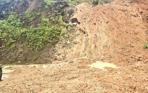 Sạt lở nghiêm trọng trên đường Hồ Chí Minh nhánh Tây đoạn qua Quảng Trị, giao thông bị chia cắt