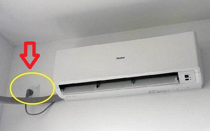 Trời mát, không sử dụng điều hòa có nên rút phích cắm điện không? Thì ra lâu nay nhiều người làm sai mà không biết