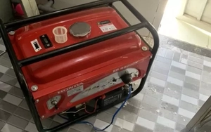 Hai bố con ở Cửa Lò tử vong nghi ngạt khí máy phát điện