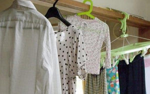 Cách xử lý quần áo mãi không khô vào những ngày mưa