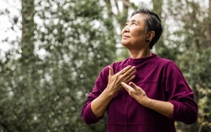 Tìm ra bộ môn giúp giảm huyết áp, kéo dài tuổi thọ hiệu quả: Không phải đi bộ hay bơi lội