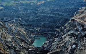 "Cỗ máy kiếm tiền" khổng lồ của Việt Nam: Thu 112.600 tỷ, nộp ngân sách hơn 19.000 tỷ trong 8 tháng