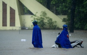 Áp thấp nhiệt đới sắp mạnh lên thành bão, miền Bắc mưa to nhiều ngày liên tiếp