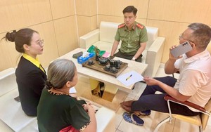 Cụ bà 73 tuổi mang 400 triệu đồng tiền mặt đến ngân hàng để nạp vào tài khoản của chính mình: Công an chỉ đạo nhân viên Nam A Bank dừng giao dịch gấp