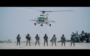 Syria phô diễn sức mạnh không quân chính phủ mới với L-39, Su-22