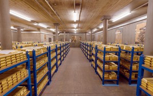 Giá vàng Việt Nam đang thuộc top cao nhất ASEAN, vượt xa Singapore, Thái Lan