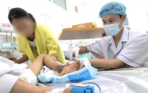 Bé trai 4 tuổi nguy kịch vì bà nội cho đắp thuốc nam chữa vết mèo cắn