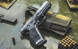 Kalashnikov đã hoàn thành hợp đồng cung cấp súng ngắn Lebedev