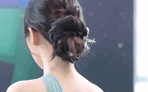 Đời đi diễn chỉ mong có fan giàu như mỹ nhân này: Chi 3,6 tỷ mua vui cho idol, tâm ở đâu tiền ở đó