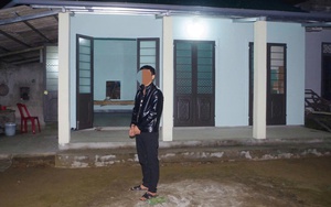 Xác định kẻ khống chế, cướp tiền của cụ bà 87 tuổi