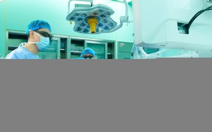 Lần đầu ở Việt Nam, bệnh viện TP.HCM mổ tim phức tạp bằng nội soi 3D