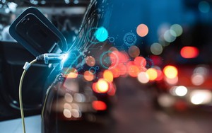 Toyota vừa làm một việc: Biến xe điện thành máy phát cho điện lưới - cụ thể như nào?