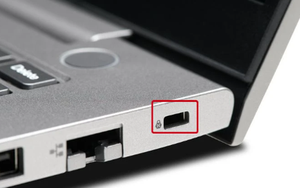 Hơn 90% người dùng không biết công dụng của chiếc lỗ hình chữ nhật nằm ở cạnh hoặc mặt sau của laptop