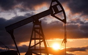 Không phải châu Âu, cũng không phải Brazil: Quốc gia bất ngờ vừa đẩy Ấn Độ khỏi vị trí số 2 trong danh sách khách hàng mua dầu Nga