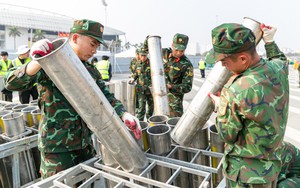 Cận cảnh trận địa 4.600 quả pháo hoa chào mừng thành công Đại hội XIV của Đảng