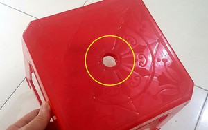 Vì sao trên mặt ghế nhựa lại thường có một lỗ tròn? Không đơn giản như nhiều người nghĩ