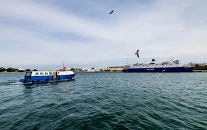 Chở 33.000 tấn hàng bị EU cấm, tàu đến từ Nga bị quốc gia châu Âu bắt giữ khi vừa cập cảng