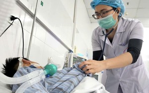 Vết chó cắn đã lành, bé trai 14 tuổi vẫn không thoát bệnh dại