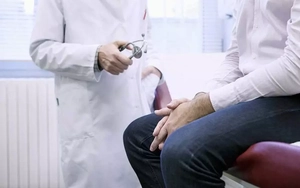 Thói quen tắm bồn mùa lạnh và những tác động ít ngờ tới khả năng sinh sản nam giới