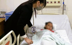 Nghi án mẹ cho 3 con nhỏ uống trà sữa pha thuốc diệt chuột