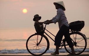 Trong tiếng Việt có một từ rất khó dịch sang tiếng Anh, vì nó có nghĩa là yêu mà lại hơn cả yêu