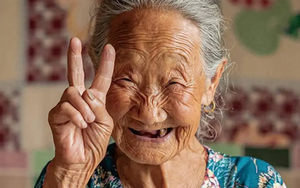 Khảo sát 1.000 người sống thọ trên 100 tuổi hé lộ: Điểm chung của người trường thọ không nằm ở việc tập thể dục, mà là 5 điều này